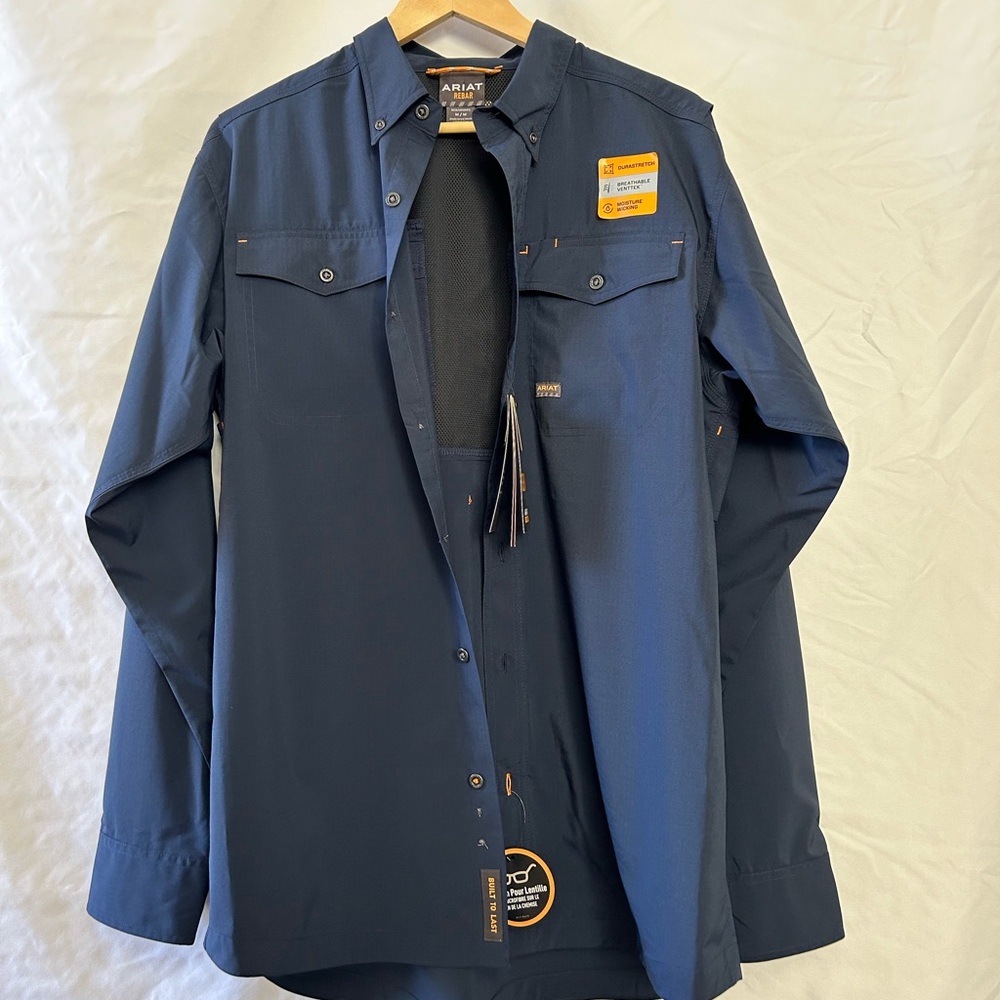 SOLD ‼️ NWT Ariat Work Shirt
